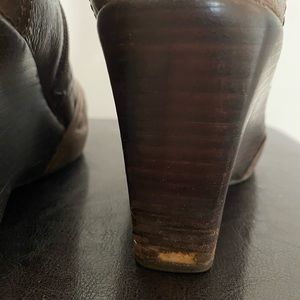Peaches leather platform/ wedged boots; nice for the spring or fall.